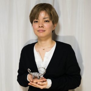 No.12　杉﨑 良子 <br>［新聞紙恐竜作家］