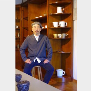 No.40　安藤 雅信 ［陶作家／ギャルリ百草（ももぐさ）主宰］